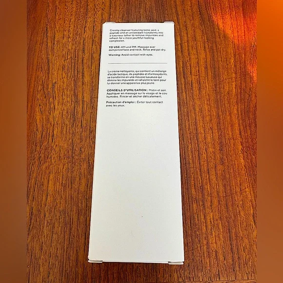 Murad Resurgence Renewing Cleansing Cream - Green and White - Picture 6 of 7